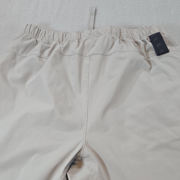 Fabletics Beige Utility Jogger Pants Women’s Medium Elastic Waist Athleisure - Picture 8 of 9